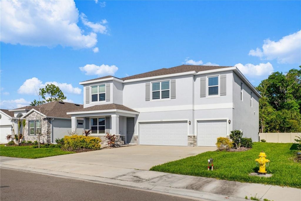 Image 2 of property listing at 813 161ST STREET E, Bradenton, FL 34212