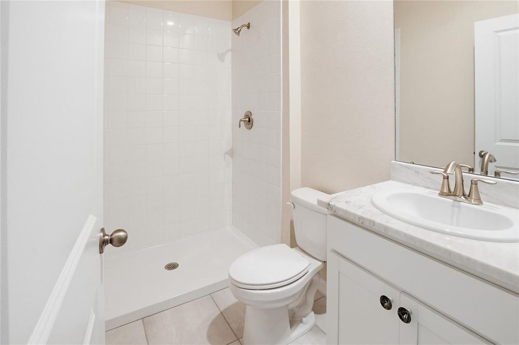 Image 31 of property listing at 813 161ST STREET E, Bradenton, FL 34212
