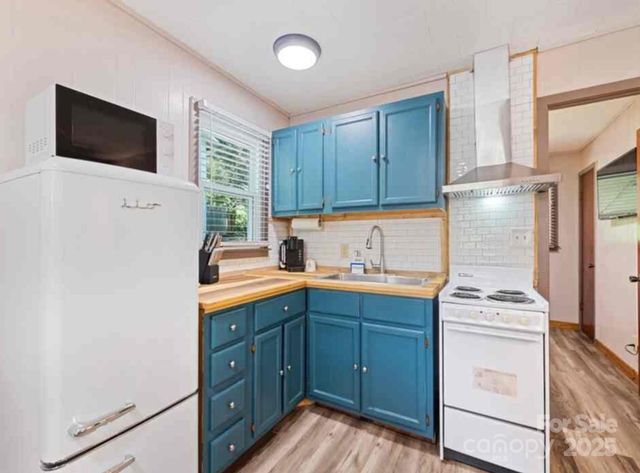 45 Mountainside Circle, Maggie Valley, NC 28751