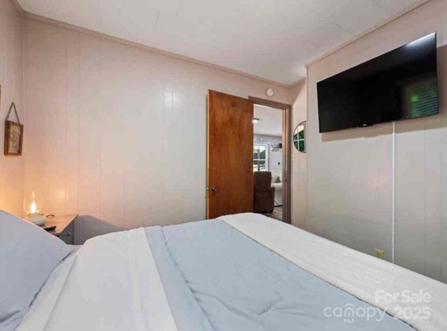 45 Mountainside Circle, Maggie Valley, NC 28751