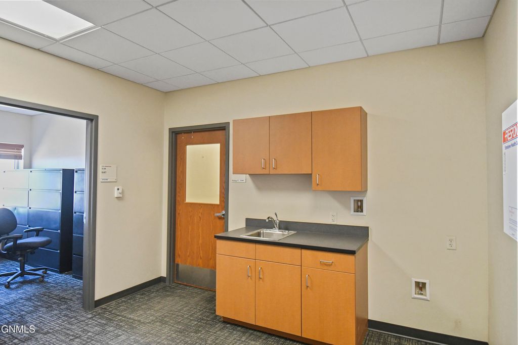 420 Halliburton Drive, Williston, ND 58801 photo 13