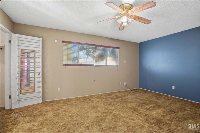 4617 De Ette Avenue, Bakersfield, CA 93313