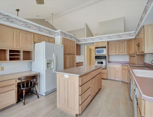 10 Adaja Lane, Hot Springs Village, AR 71909