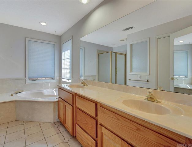 10 Adaja Lane, Hot Springs Village, AR 71909