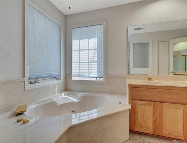 10 Adaja Lane, Hot Springs Village, AR 71909