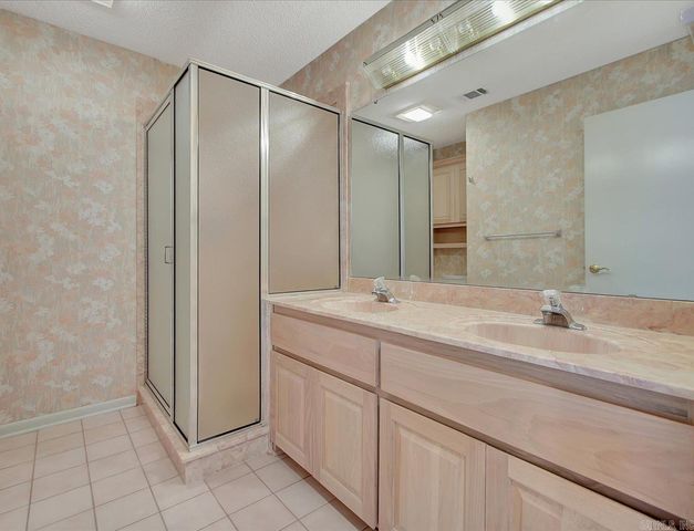 10 Adaja Lane, Hot Springs Village, AR 71909