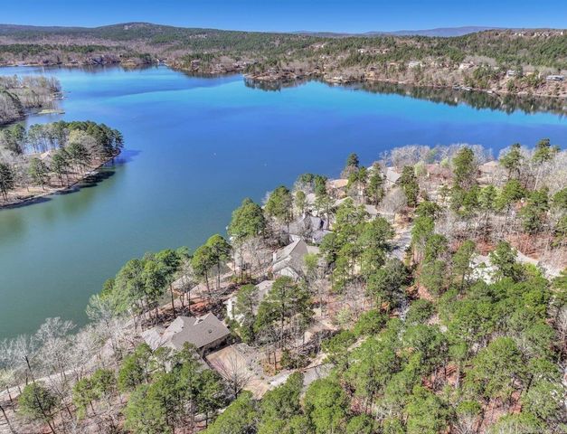 10 Adaja Lane, Hot Springs Village, AR 71909