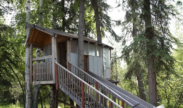 578 FARMERS LOOP ROAD, Fairbanks, AK 99712