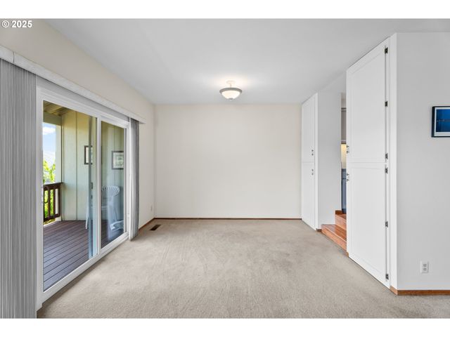 9 Ne SPYGLASS Loop, Roseburg, OR 97470
