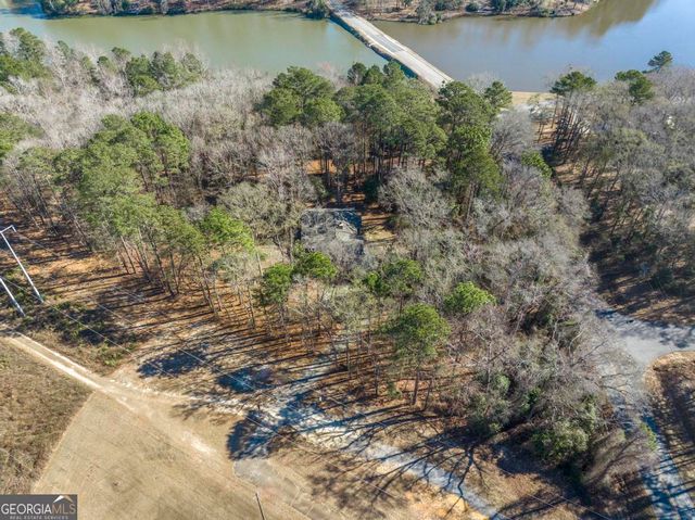 207 BECKY Drive, Bonaire, GA 31005