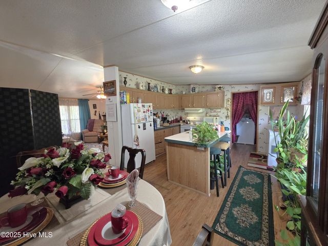 265 Neuse Road, New Bern, NC 28560
