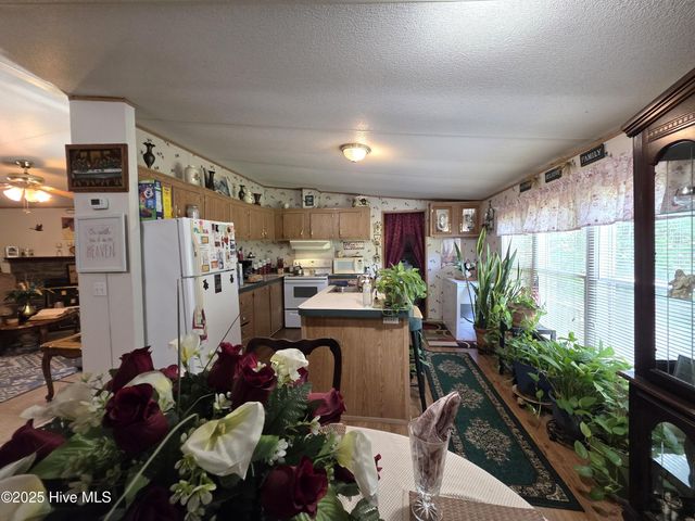 265 Neuse Road, New Bern, NC 28560