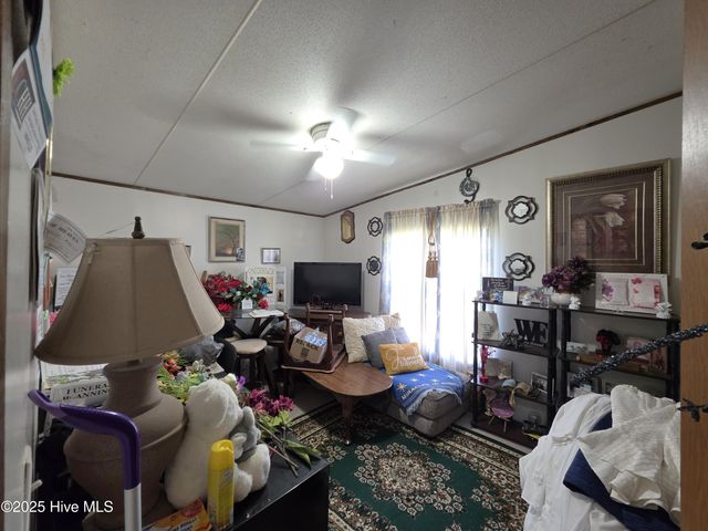 265 Neuse Road, New Bern, NC 28560