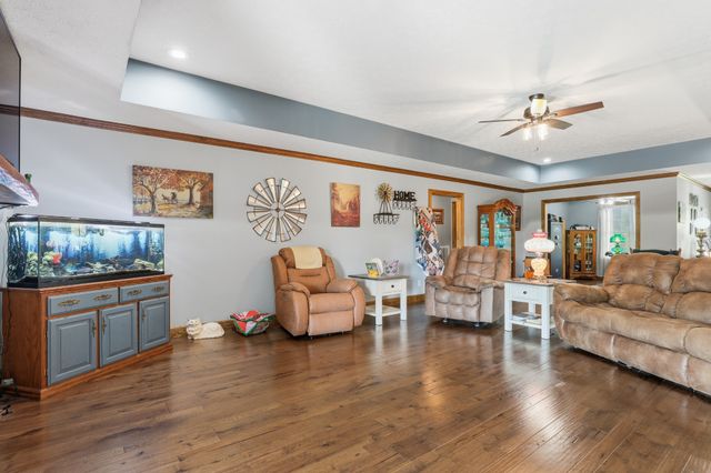 1560 Fairfield Rd, Westmoreland, TN 37186