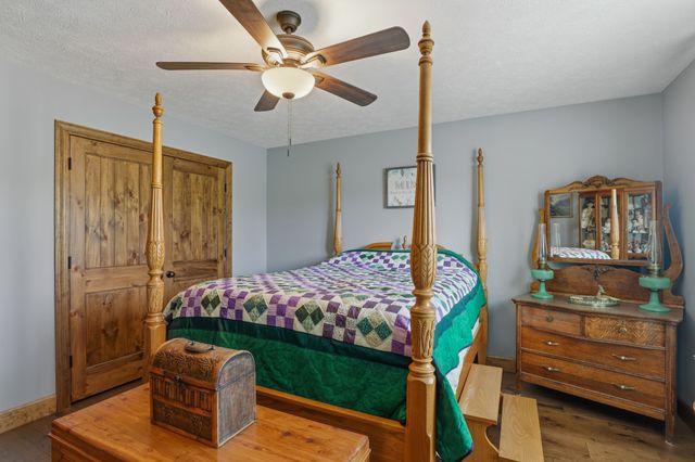 1560 Fairfield Rd, Westmoreland, TN 37186