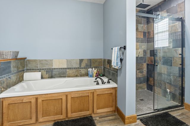 1560 Fairfield Rd, Westmoreland, TN 37186