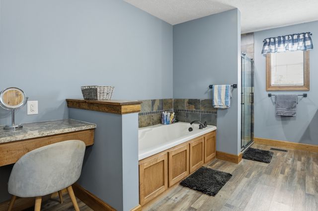 1560 Fairfield Rd, Westmoreland, TN 37186