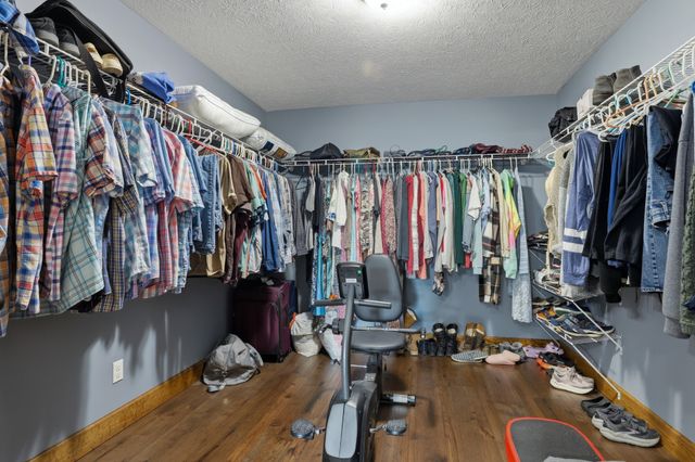 1560 Fairfield Rd, Westmoreland, TN 37186