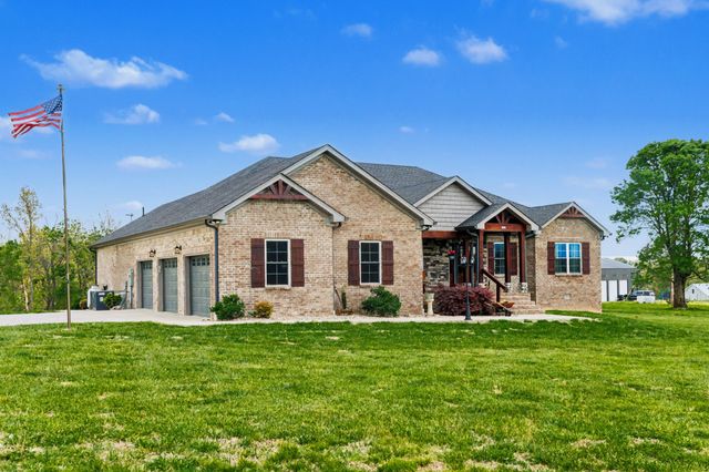 1560 Fairfield Rd, Westmoreland, TN 37186