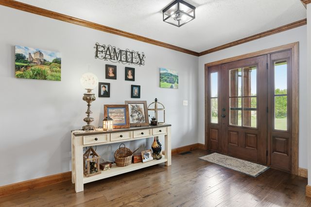 1560 Fairfield Rd, Westmoreland, TN 37186