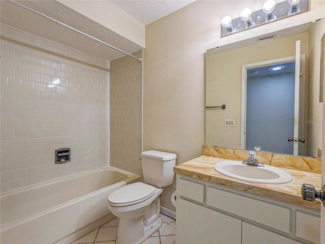 5160 MARSH FIELD LANE 113, Sarasota, FL 34235