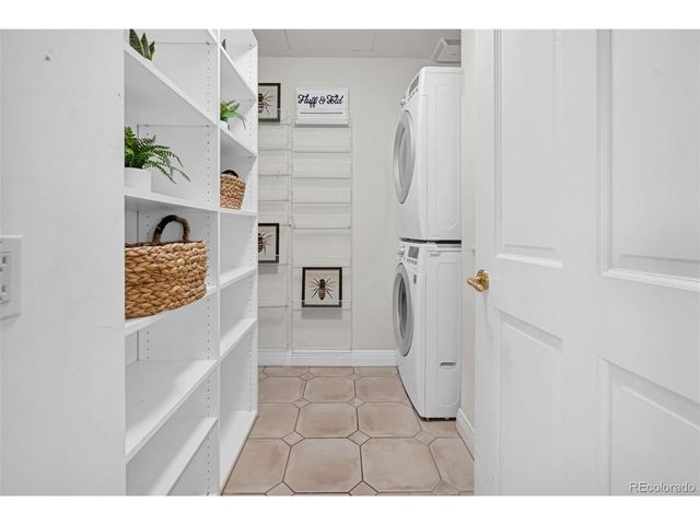 400 E 3rd Ave 1004, Denver, CO 80203
