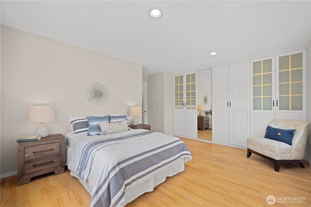 18720 33rd Avenue SE, Bothell, WA 98012