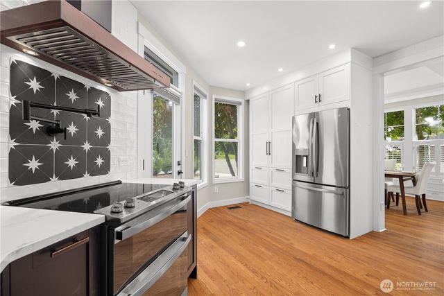 18720 33rd Avenue SE, Bothell, WA 98012