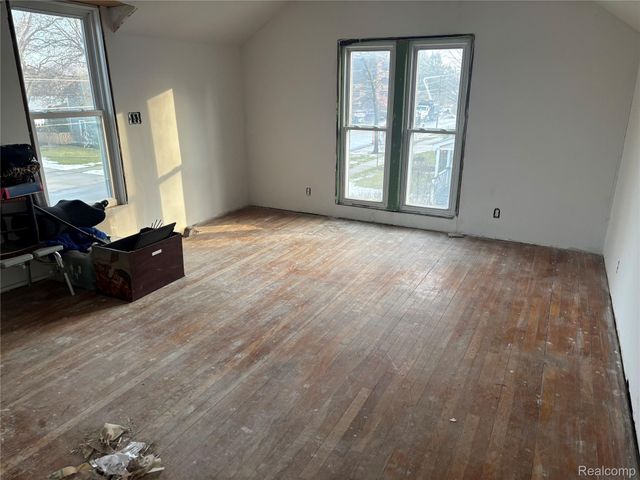 110 Oakland Street, Milford Village, MI 48381
