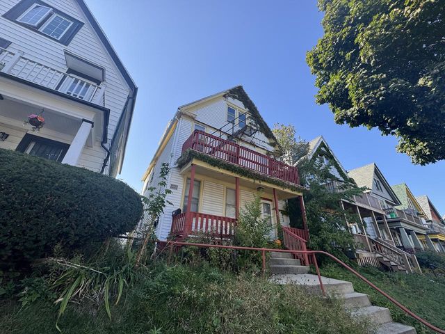 2951 N Fratney STREET, Milwaukee, WI 53212