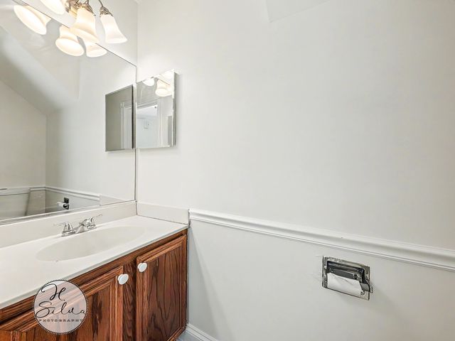 5532 Chantilly Circle, Lake In The Hills, IL 60156