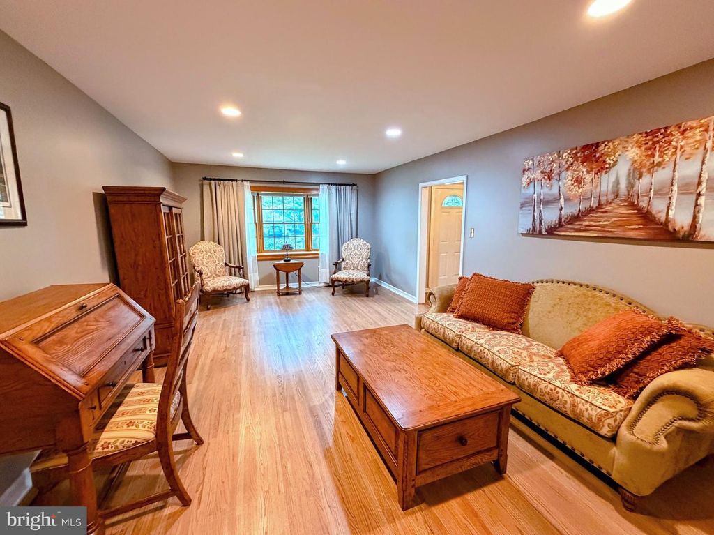 203 BRION LN, CHALFONT, PA 18914 — photo 4