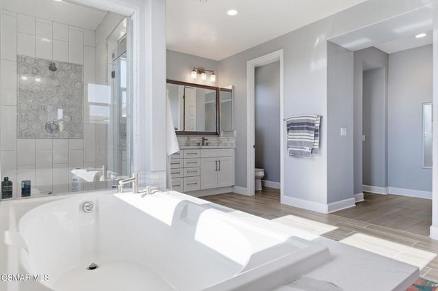 13093 Canyon Wren Court, Moorpark, CA 93021