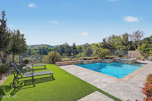 13093 Canyon Wren Court, Moorpark, CA 93021