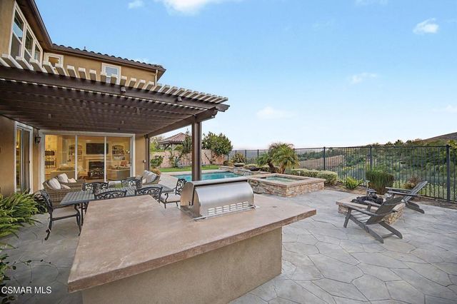 13093 Canyon Wren Court, Moorpark, CA 93021