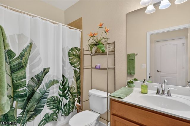 3535 Dandolo CIR, Cape Coral, FL 33909