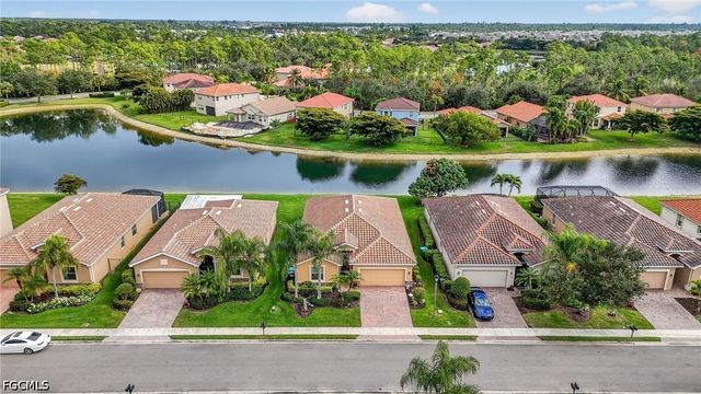 3535 Dandolo CIR, Cape Coral, FL 33909