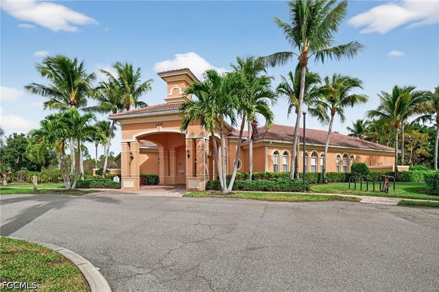 3535 Dandolo CIR, Cape Coral, FL 33909