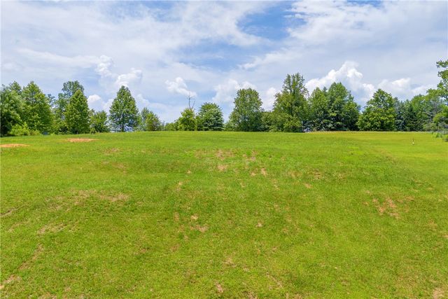 812 Lenore B Lane, Mountain Rest, SC 29664