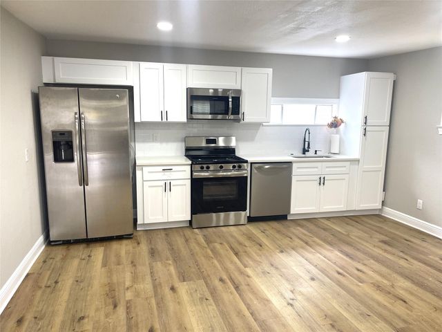 520 Avenue E, Conroe, TX 77301