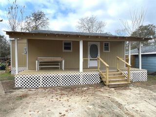 520 Avenue E, Conroe, TX 77301