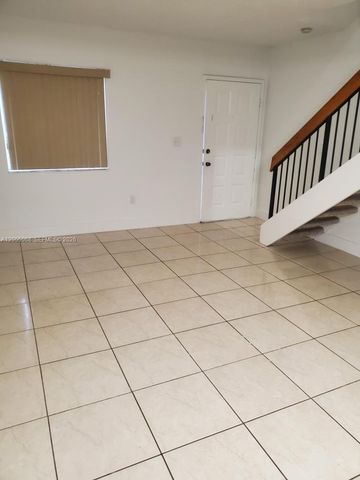 8260 NW 5th Ter 341, Miami, FL 33126