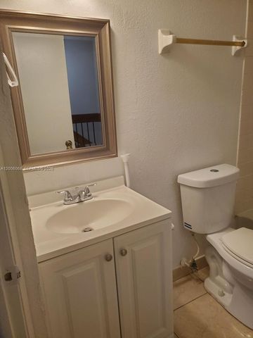 8260 NW 5th Ter 341, Miami, FL 33126