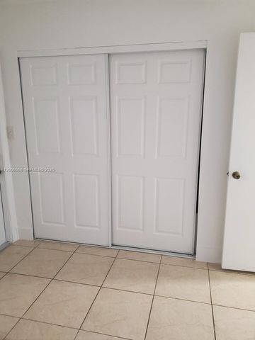 8260 NW 5th Ter 341, Miami, FL 33126