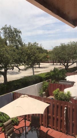 8260 NW 5th Ter 341, Miami, FL 33126