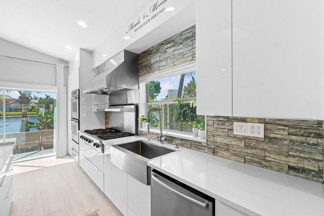 6143 Windlass Circle, Boynton Beach, FL 33472