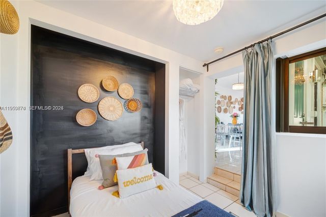 13654 NE 20th Pl, North Miami Beach, FL 33181