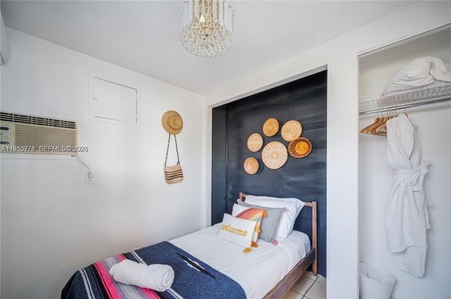 13654 NE 20th Pl, North Miami Beach, FL 33181