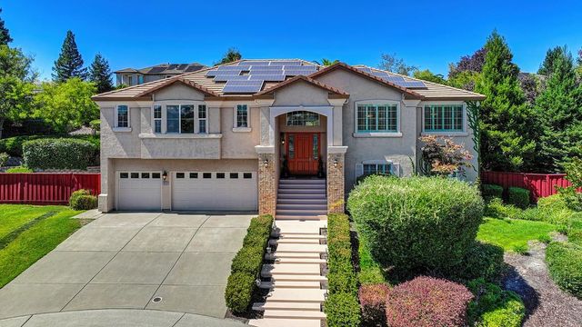 6813 Helstone Ct, Rocklin, CA 95677