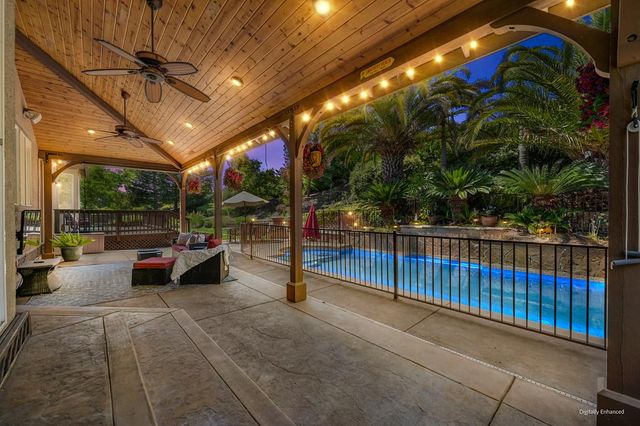 6813 Helstone Ct, Rocklin, CA 95677